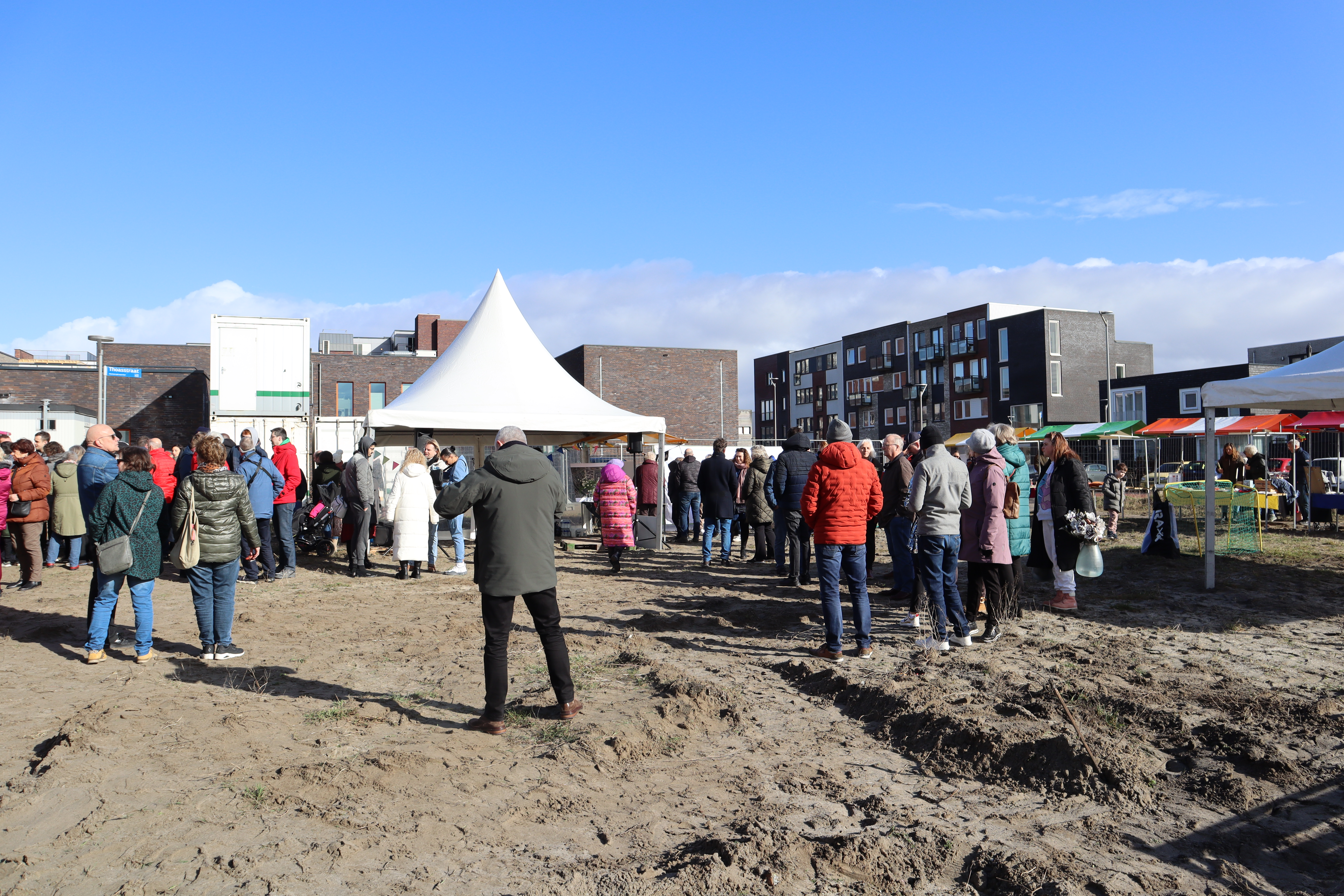 Foto buurtfeest startbouw