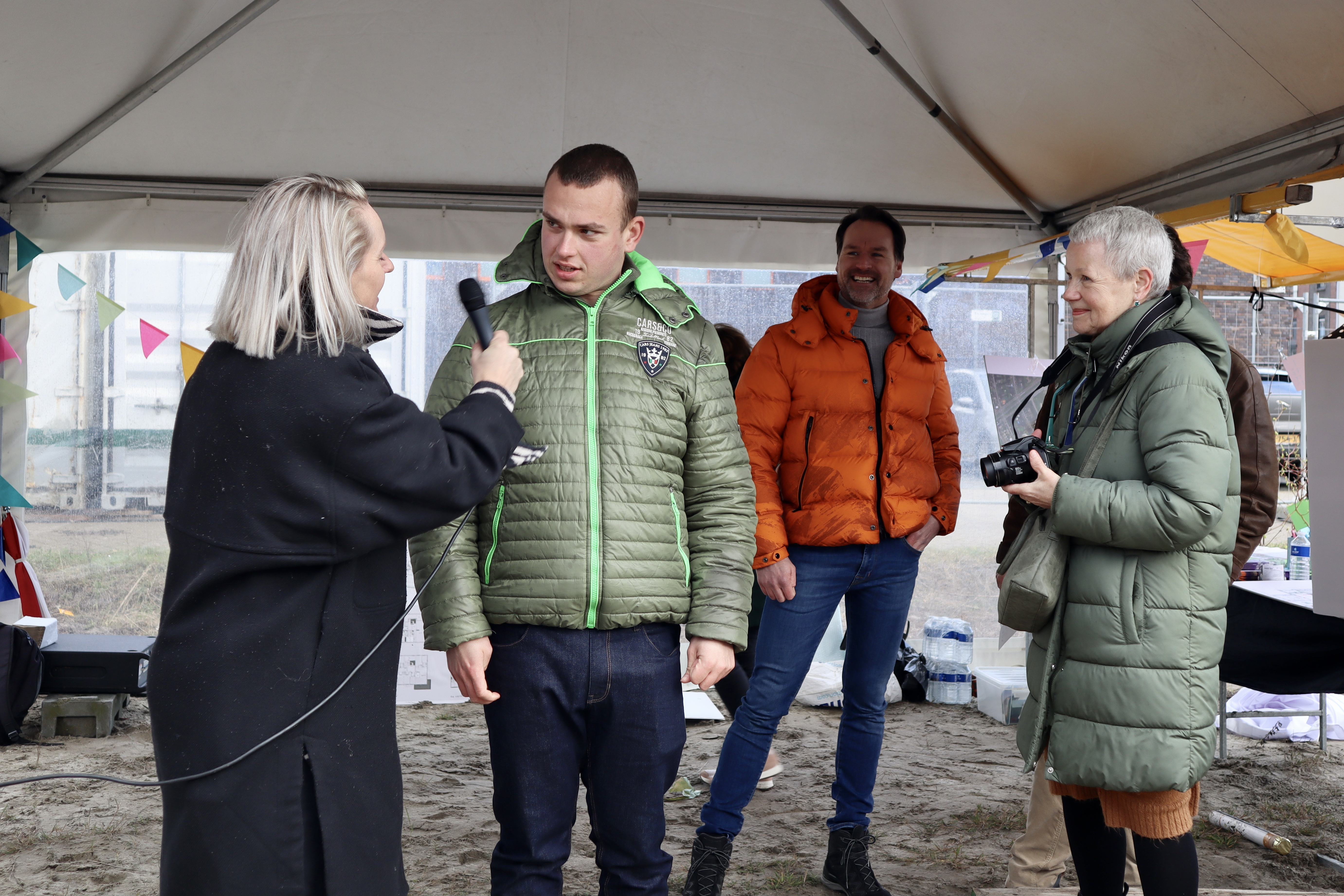 Foto buurtfeest startbouw
