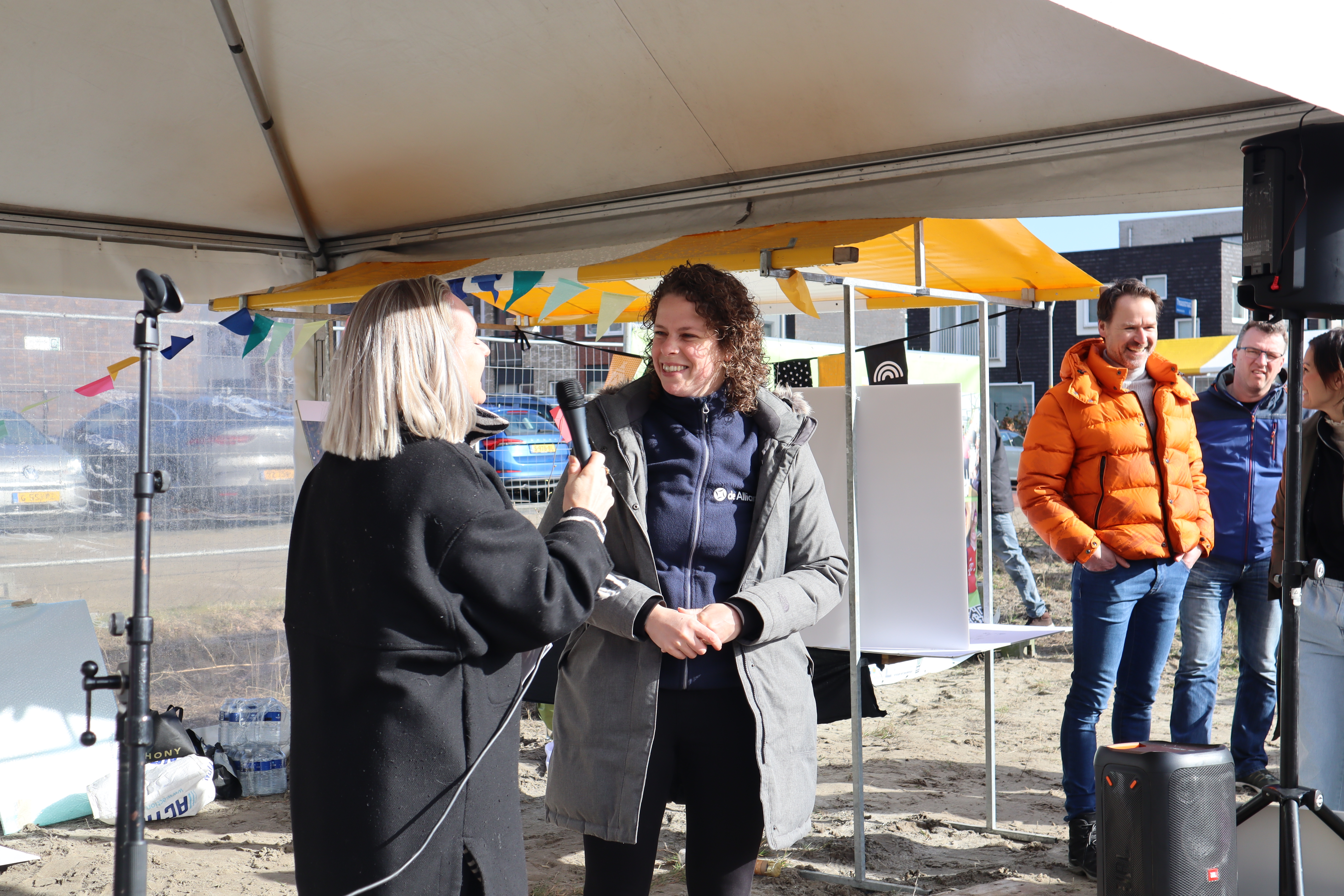 Foto buurtfeest startbouw