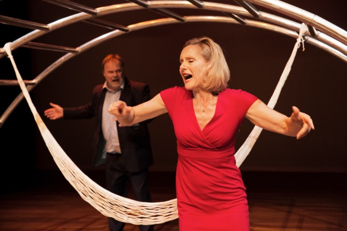 Scene uit de voorstelling Lastige Ouders